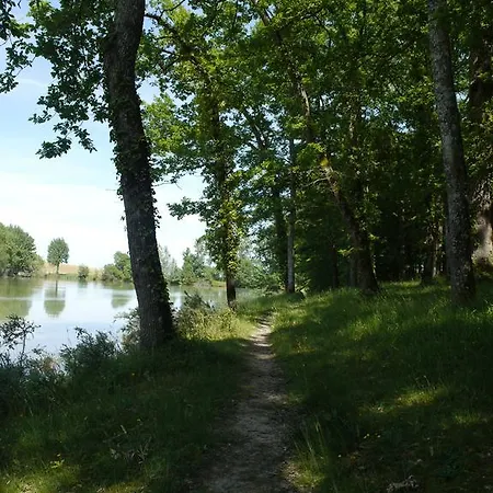Lac De Cancon Exterior photo
